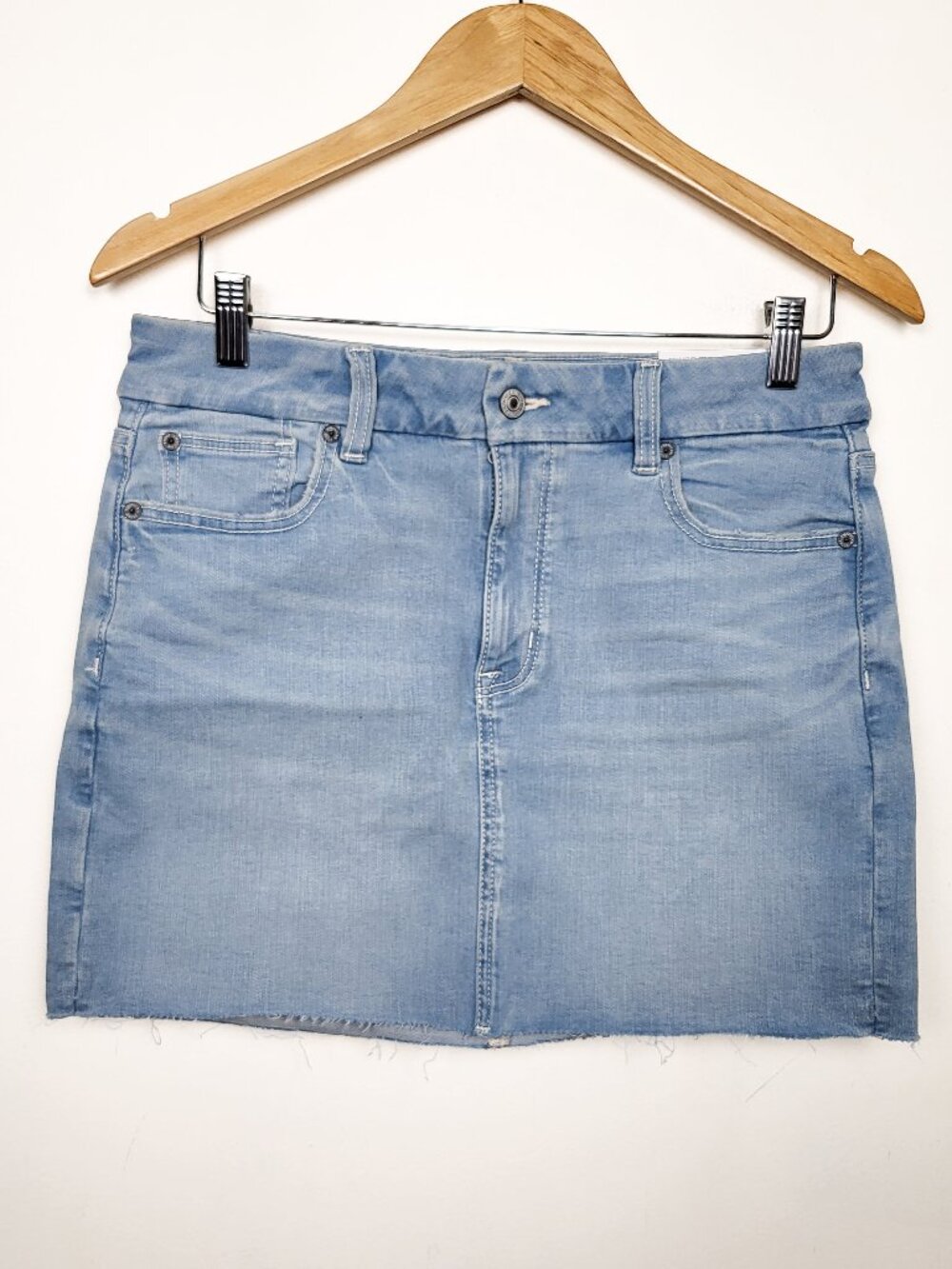 NEW American Eagle Curvy Hi-Rise Mini Denim Skirt Size 8